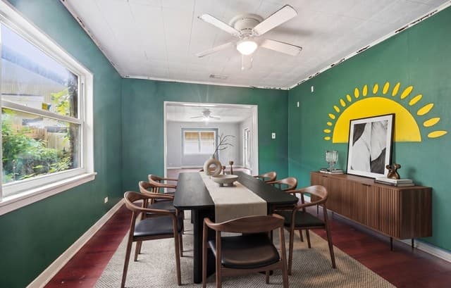 3-bedroom rental at 1938 W Kings Hwy in San Antonio, TX — photo 3