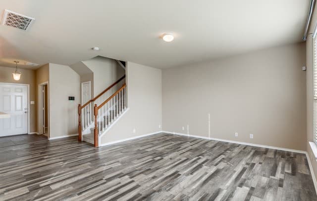 3-bedroom rental at 13611 Welsford in Live Oak, TX — photo 4