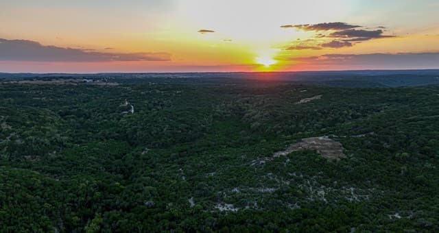 Home for sale at 417 Sparkling Springs Dr in Boerne, TX — photo 2