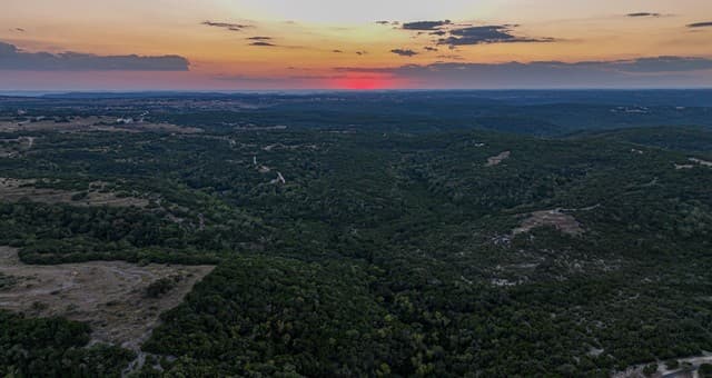 Home for sale at 417 Sparkling Springs Dr in Boerne, TX — photo 3