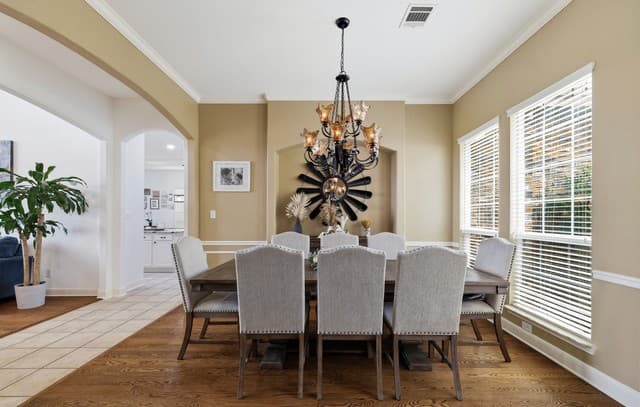 4-bedroom rental at 71 Sable HTS in San Antonio, TX — photo 2