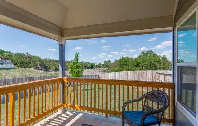 3-bedroom rental at 27311 Gemstone Way in San Antonio, TX — photo 5