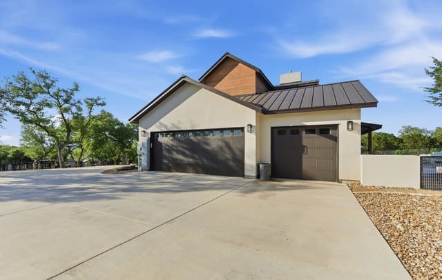4-bedroom rental at 27619 Sunset Loop in San Antonio, TX — photo 3