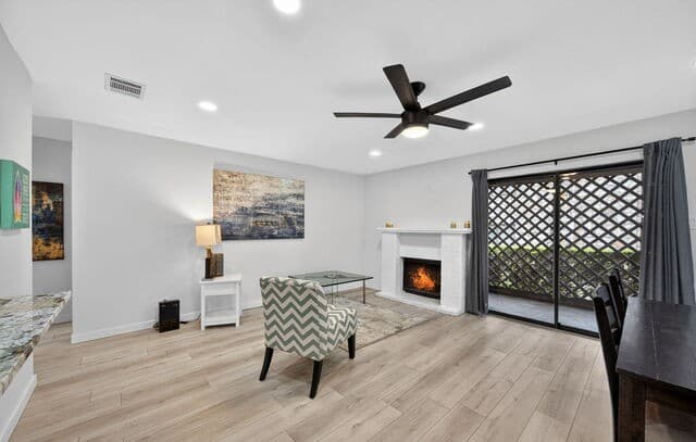 1-bedroom rental at 11520 Huebner Unit 501 in San Antonio, TX — photo 3