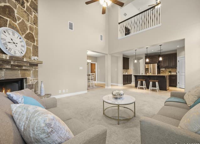5-bedroom rental at 18418 Gran Mesa in San Antonio, TX — photo 5