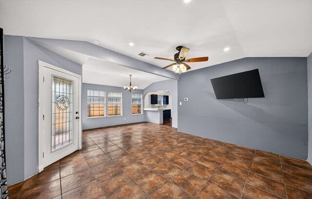 4-bedroom rental at 1354 Fenfield Ave in San Antonio, TX — photo 3
