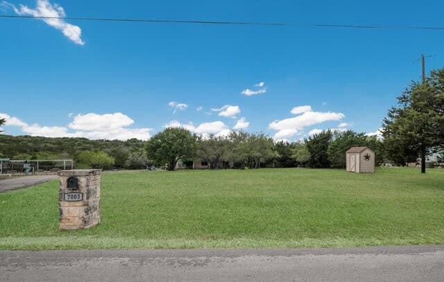 4-bedroom rental at 7003 Portsmouth in Spring Branch, TX — photo 2