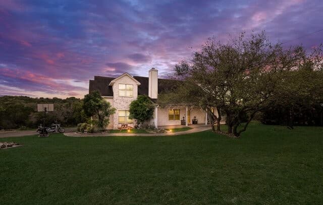 4-bedroom rental at 7003 Portsmouth in Spring Branch, TX — photo 5