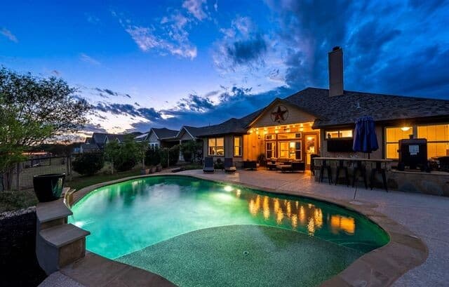 4-bedroom rental at 11816 Field Bend in Selma, TX — photo 3