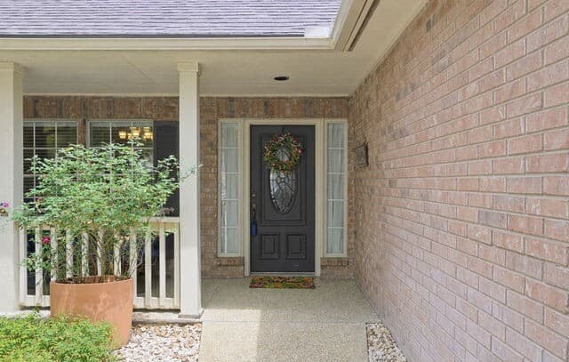 4-bedroom rental at 1947 Fallow Run in San Antonio, TX — photo 4