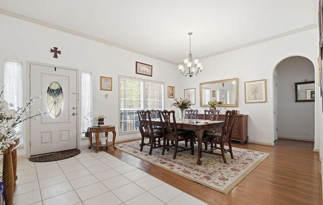 4-bedroom rental at 1947 Fallow Run in San Antonio, TX — photo 5