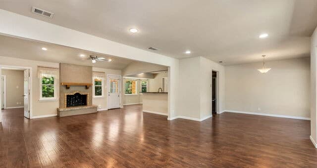 3-bedroom rental at 2026 Adobe Trail St in San Antonio, TX — photo 5