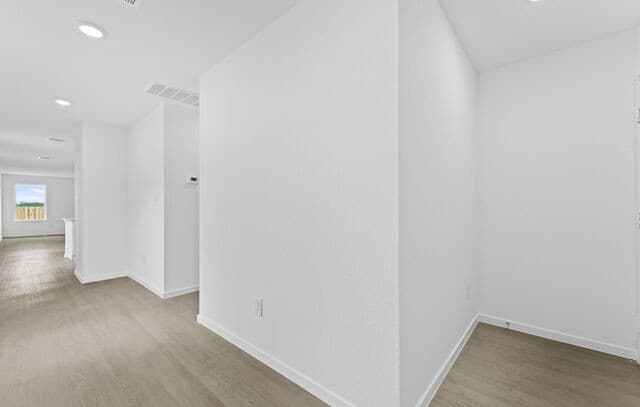 4-bedroom rental at 12827 Kathleen St in St Hedwig, TX — photo 2