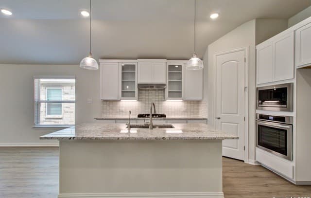 4-bedroom rental at 11135 Fruit Dove Trail in San Antonio, TX — photo 1