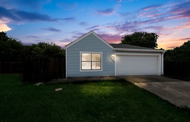 3-bedroom rental at 6098 Glacier Sun Dr in San Antonio, TX — photo 2