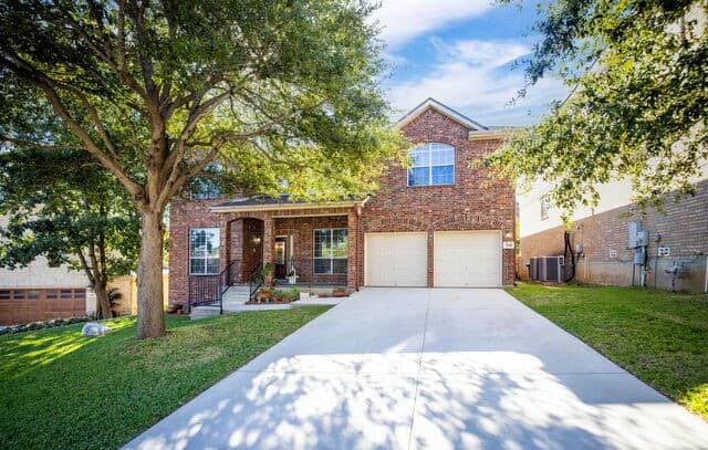 5-bedroom rental at 510 Catanbo Ct in San Antonio, TX — photo 1