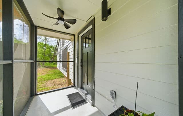 3-bedroom rental at 6602 Swiss Oaks in San Antonio, TX — photo 5
