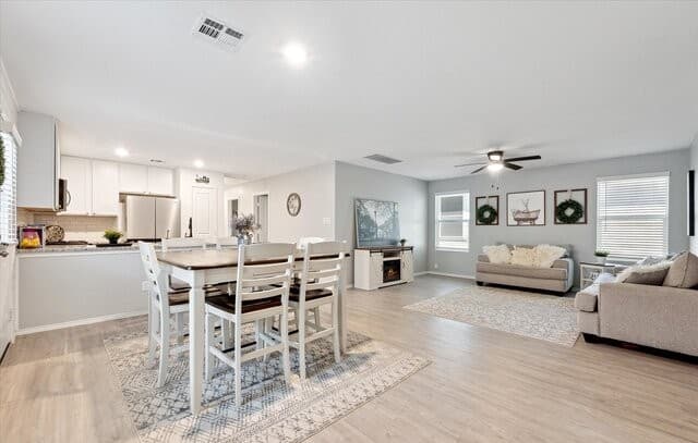 3-bedroom rental at 7251 Plow Run in San Antonio, TX — photo 3