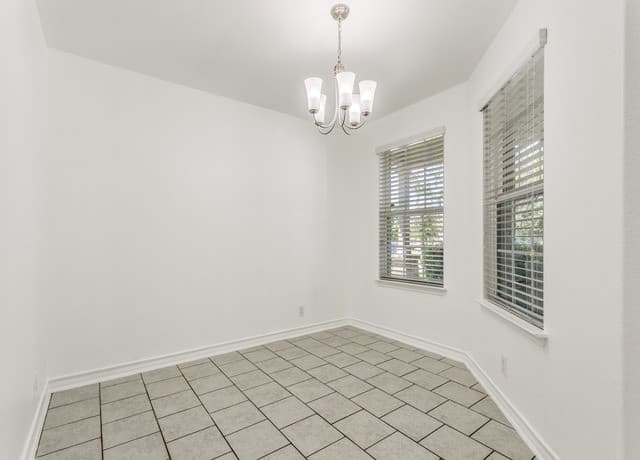 4-bedroom rental at 9122 Mustang Pass in San Antonio, TX — photo 5