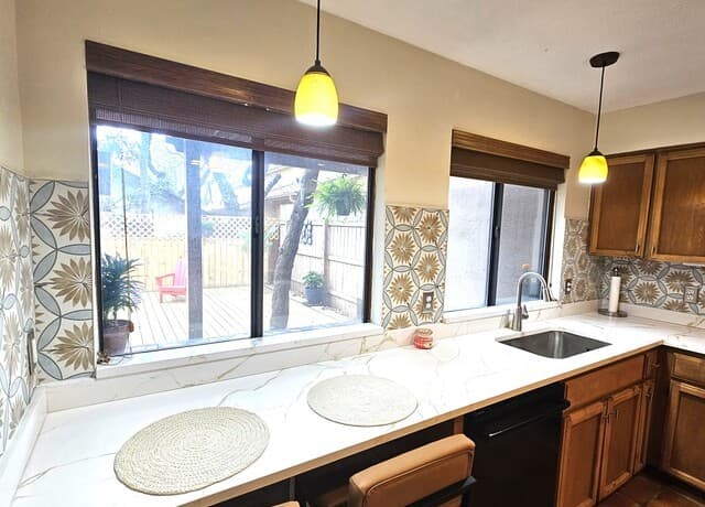 3-bedroom rental at 3410 River Path St in San Antonio, TX — photo 5