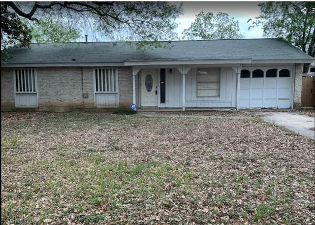 3-bedroom rental at 4330 Sunnyvale in San Antonio, TX — photo 1