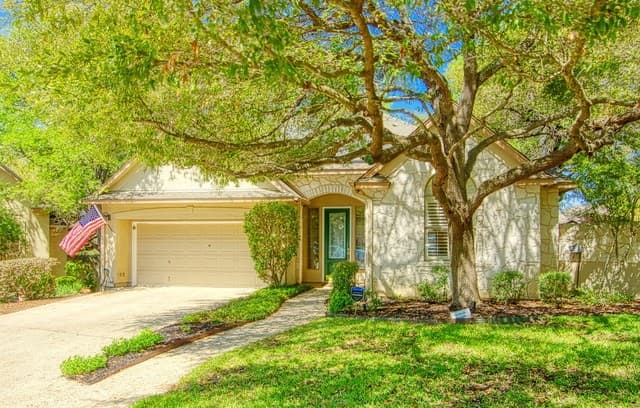 3-bedroom rental at 3607 Rustling Oaks in San Antonio, TX — photo 1
