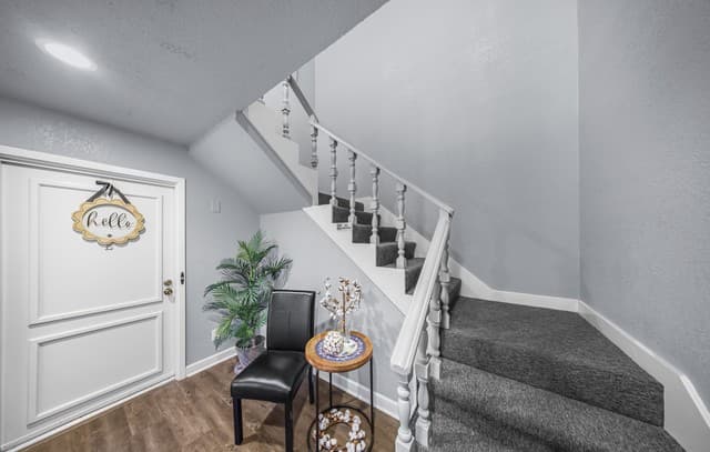 2-bedroom rental at 8915 Datapoint Dr. Unit 49G in San Antonio, TX — photo 3