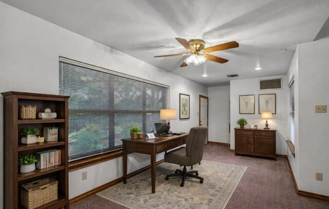 3-bedroom rental at 15715 Eagle Cliff St in San Antonio, TX — photo 2