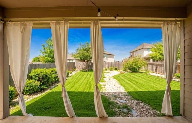 4-bedroom rental at 9333 Boiling Rpd in San Antonio, TX — photo 5
