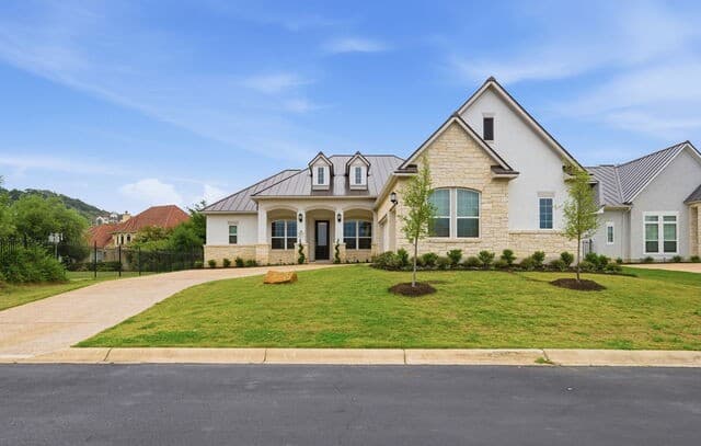 4-bedroom rental at 24710 Faraday in San Antonio, TX — photo 1