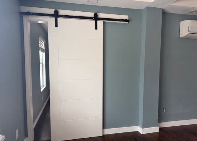 5-bedroom rental at 174 Red Fox in Poteet, TX — photo 5