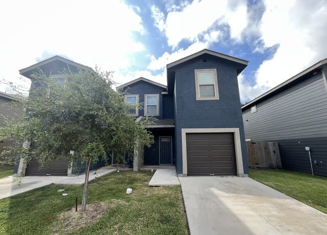 rental at 6866 Lakeview Dr in San Antonio, TX — photo 1