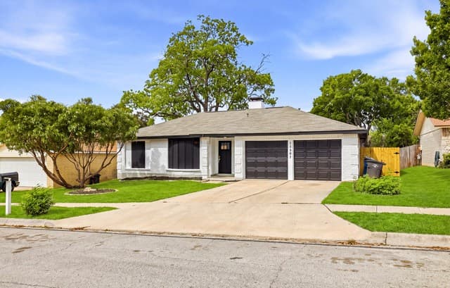 4-bedroom rental at 11507 Woollcott St in San Antonio, TX — photo 3