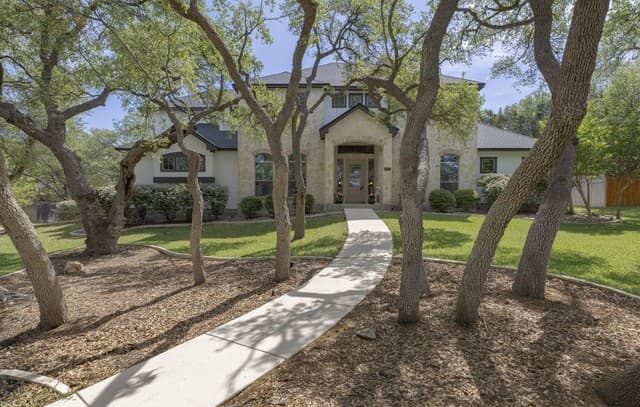 4-bedroom rental at 26422 Enchanted Wind in San Antonio, TX — photo 1