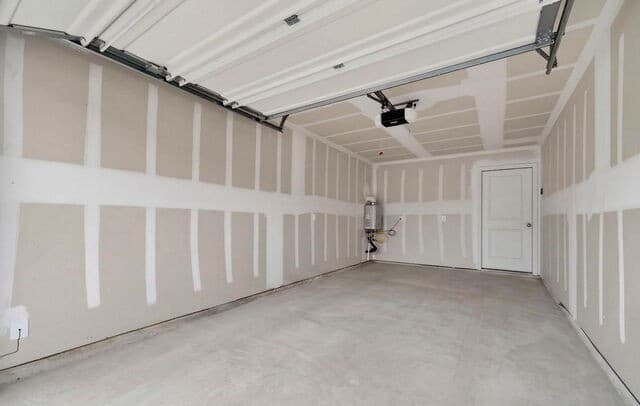 4-bedroom rental at 10957 Presa Way in San Antonio, TX — photo 4