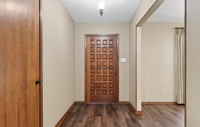 3-bedroom rental at 811 Lone Wolf in San Antonio, TX — photo 2