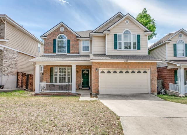 3-bedroom rental at 2122 Cardigan Hl in San Antonio, TX — photo 1