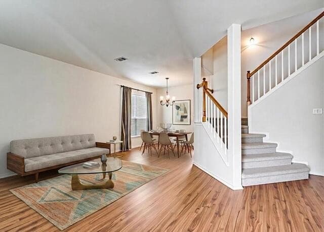 3-bedroom rental at 2122 Cardigan Hl in San Antonio, TX — photo 4