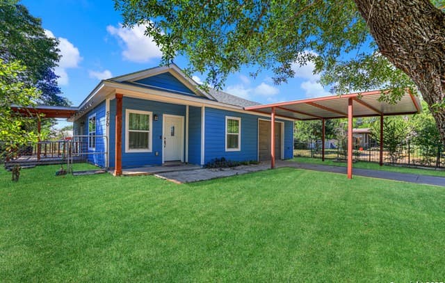 3-bedroom rental at 5170 Village Green in San Antonio, TX — photo 1