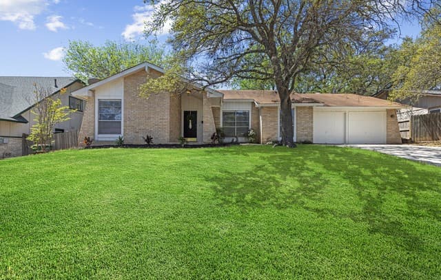 3-bedroom home for sale at 13023 Larkyorke St in San Antonio TX