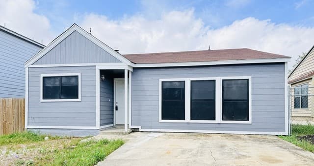 3-bedroom rental at 4135 Sunrise Creek Dr in San Antonio, TX — photo 1