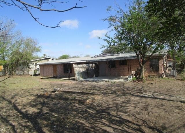 rental at 230 Sunnyland in San Antonio, TX — photo 2