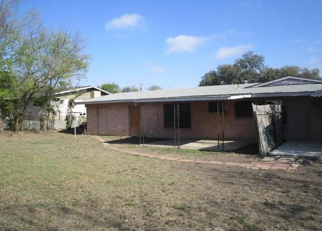 rental at 230 Sunnyland in San Antonio, TX — photo 3