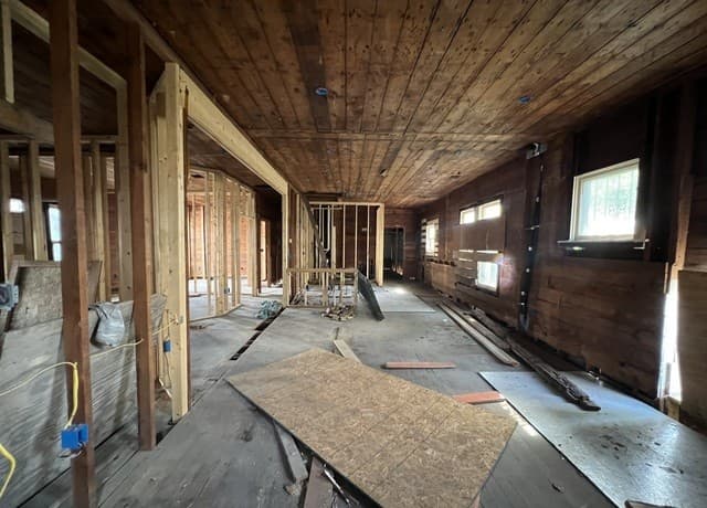 3-bedroom rental at 1322 Hays in San Antonio, TX — photo 4