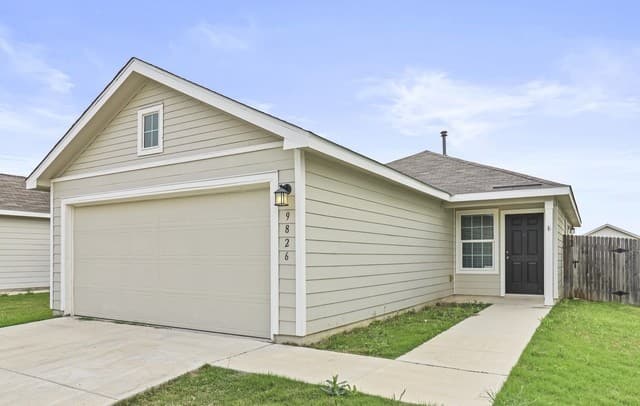 3-bedroom rental at 9826 Littleton Grist in San Antonio, TX — photo 4