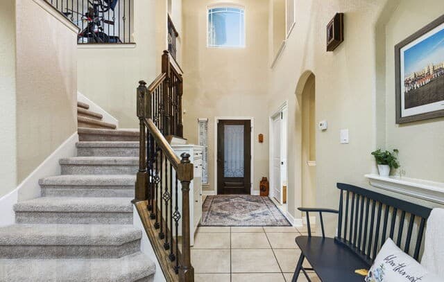 4-bedroom rental at 18118 Resort View in San Antonio, TX — photo 5