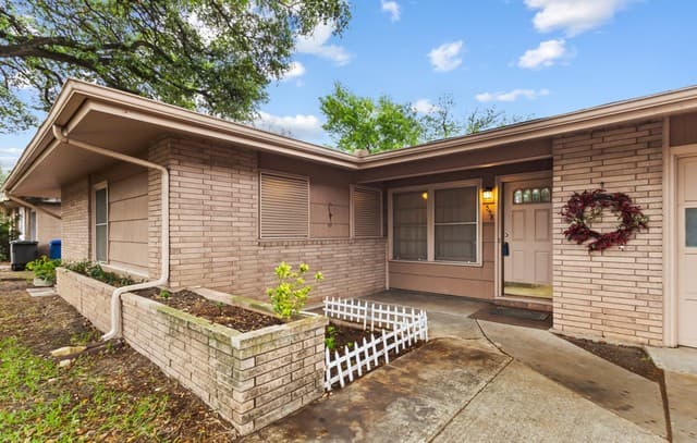 4-bedroom rental at 558 Cicero in San Antonio, TX — photo 4