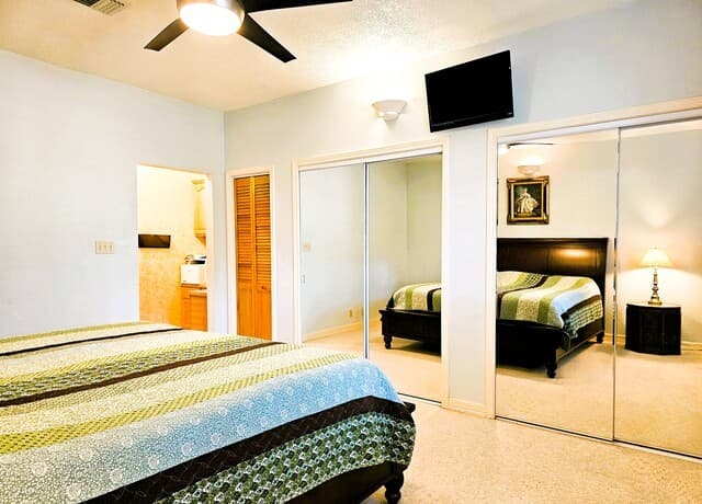 rental at 799 County Road 6612 in Devine, TX — photo 4
