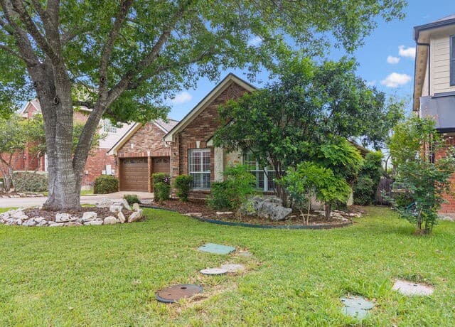 4-bedroom rental at 535 Mesa Bluff in San Antonio, TX — photo 4