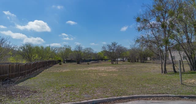rental at 7402 Pipers Run in San Antonio, TX — photo 2